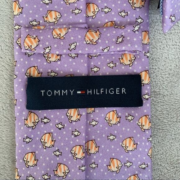 Tommy Hilfiger Lavender Angel Fish Print Silk Tie - Picture 5 of 6